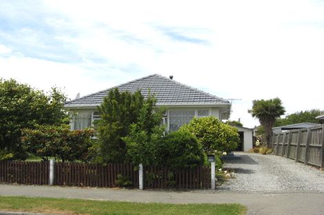 Photo of property in 30 Pembroke Street, Avondale, Christchurch, 8061
