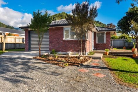Photo of property in 20 George Street, Picton, 7220
