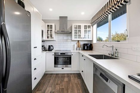 Photo of property in 44 Gordon Street, Weston, Oamaru, 9401