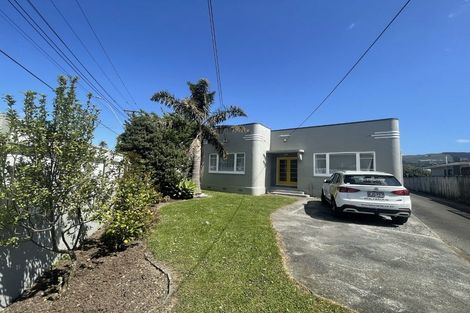 Photo of property in 923 High Street, Avalon, Lower Hutt, 5011