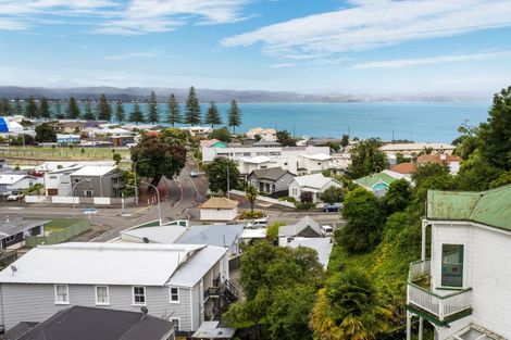 Photo of property in 2b Kowhai Road, Bluff Hill, Napier, 4110
