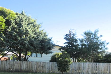 Photo of property in 59 Arawhata Road, Paraparaumu, 5032