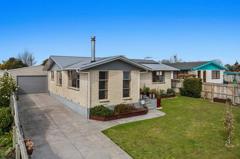 Photo of property in 11 Matipo Place, Edgecumbe, 3120