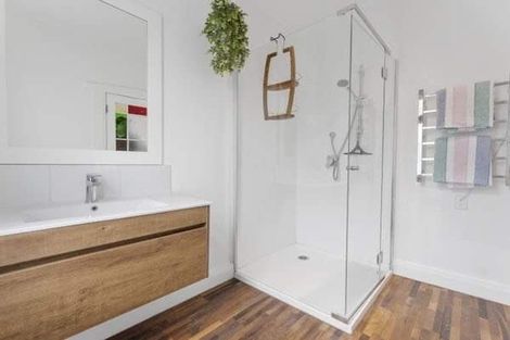 Photo of property in 6 Ngaio Street, Strandon, New Plymouth, 4312