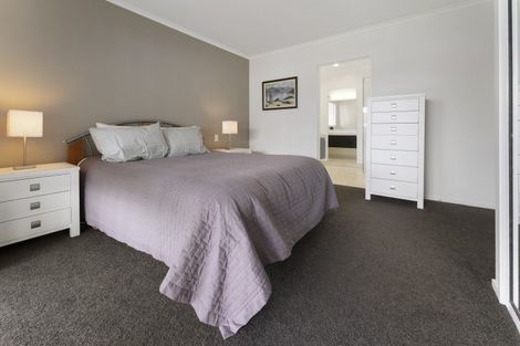 Photo of property in 39 Waikawa Road, Picton, 7220