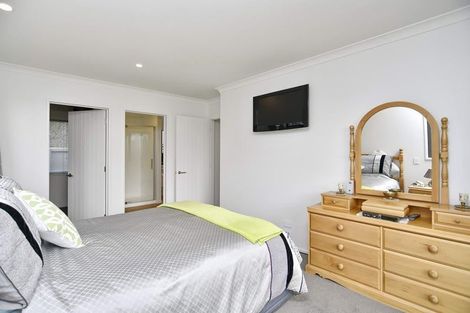 Photo of property in 6 Winterslow Lane, Rangiora, 7400