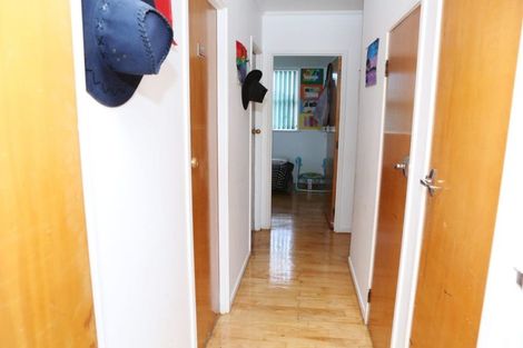 Photo of property in 6 Bettina Place, Manurewa, Auckland, 2102