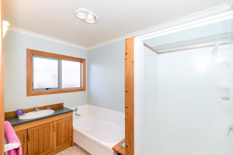 Photo of property in 55 Vardon Road, St Andrews, Hamilton, 3200