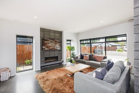 Photo of property in 35 Freedom Drive, Kelvin Grove, Palmerston North, 4414
