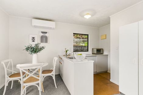 Photo of property in 32a Derwent Street, Island Bay, Wellington, 6023