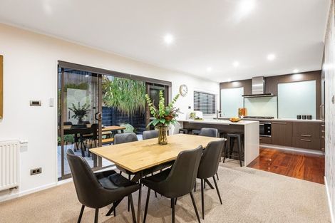 Photo of property in 37 Navigation Drive, Whitby, Porirua, 5024