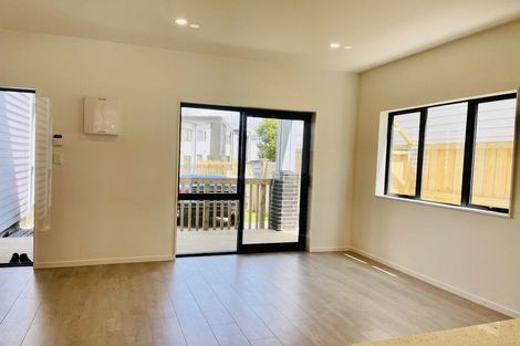 Photo of property in 11 Faithful Drive, Karaka, Papakura, 2113