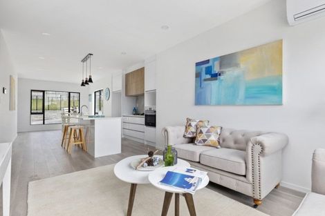 Photo of property in 30 Waihou Crescent, Albany Heights, Auckland, 0632