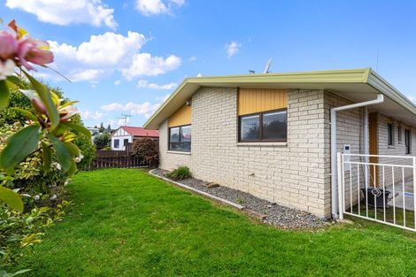 Photo of property in 402a Ngatai Road, Bellevue, Tauranga, 3110