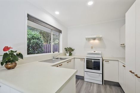 Photo of property in 14 Castle Way, Beckenham, Christchurch, 8023