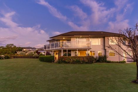 Photo of property in 19 Magnolia Rise, Waipahihi, Taupo, 3330