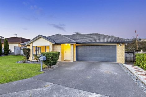 Photo of property in 20 Villino Place, Randwick Park, Auckland, 2105