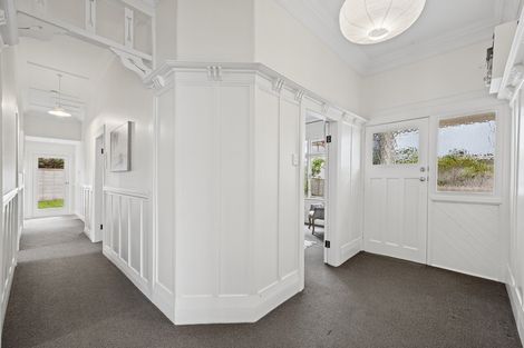 Photo of property in 155 Victoria Road, Saint Clair, Dunedin, 9012