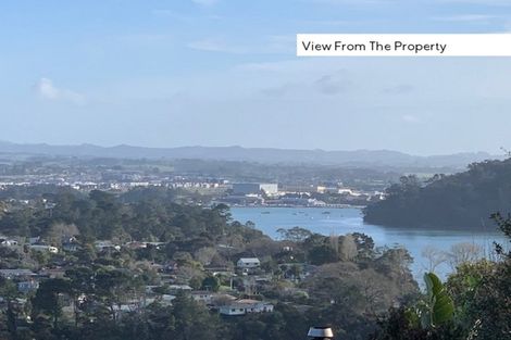 Photo of property in 2/20 Pemberton Avenue, Bayview, Auckland, 0629