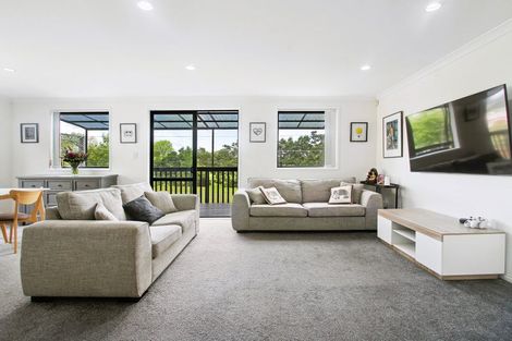 Photo of property in 13 Pooks Road, Ranui, Auckland, 0612
