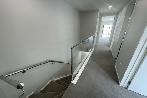 Photo of property in 2/10b Huka Road, Birkenhead, Auckland, 0626