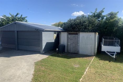 Photo of property in 12 Fisher Place, Carterton, 5713