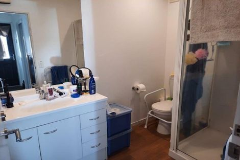 Photo of property in 10 North Avon Road, Richmond, Christchurch, 8013