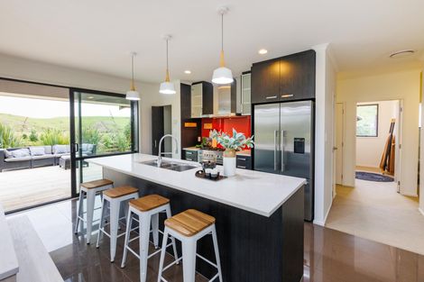 Photo of property in 71 County Heights Drive, Aokautere, Palmerston North, 4471