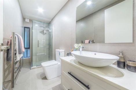 Photo of property in 49 Blacks Road, Greenhithe, Auckland, 0632