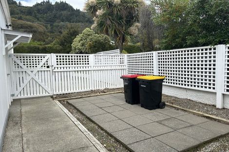 Photo of property in 151a Waikawa Road, Picton, 7220