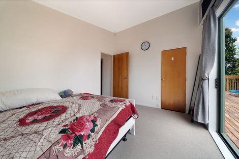 Photo of property in 55 Batkin Road, New Windsor, Auckland, 0600