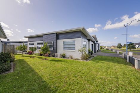 Photo of property in 12 Vanita Drive, Whitianga, 3510