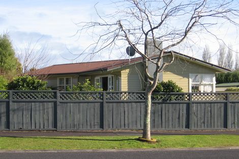 Photo of property in 37 Garden Heights Avenue, Glenview, Hamilton, 3206