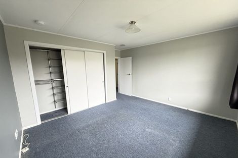 Photo of property in 13 Jane Grove, Paparangi, Wellington, 6037