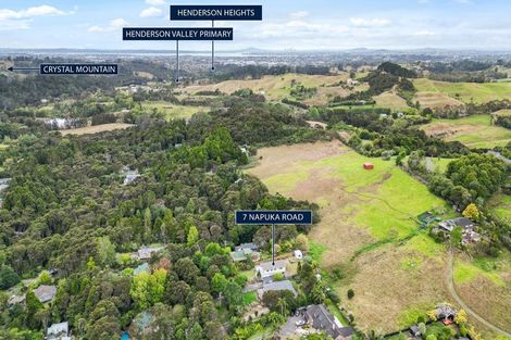 Photo of property in 7 Napuka Road, Henderson Valley, Auckland, 0612
