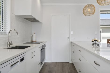 Photo of property in 14a Atuaroa Avenue, Te Puke, 3119