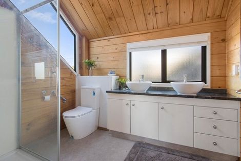 Photo of property in 63 Kayelene Place, Omokoroa, 3114