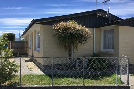 Photo of property in 34 Bickerton Street, Wainoni, Christchurch, 8061