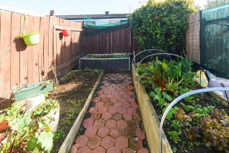 Photo of property in 44 Pencarrow Street, Highbury, Palmerston North, 4412