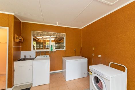 Photo of property in 84 Awahou Road South, Ashhurst, 4884