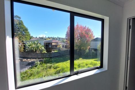 Photo of property in 130 Solar Road, Glen Eden, Auckland, 0602