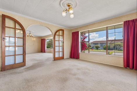 Photo of property in 7 Avon Street, Levin, 5510