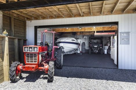 Photo of property in 6 Turangitukua Terrace, Kuratau, Turangi, 3381
