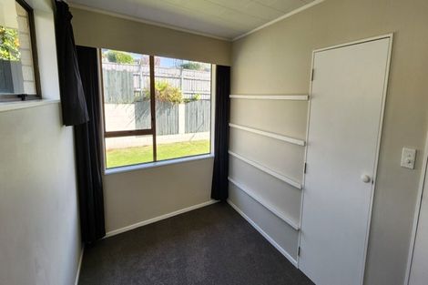 Photo of property in 17 Antonia Place, Bell Block, New Plymouth, 4312