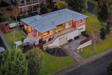 Photo of property in 5 Brooke Road, Red Hill, Papakura, 2110