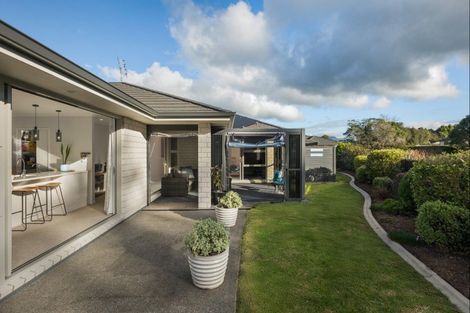 Photo of property in 15 Layla Place, Katikati, 3178