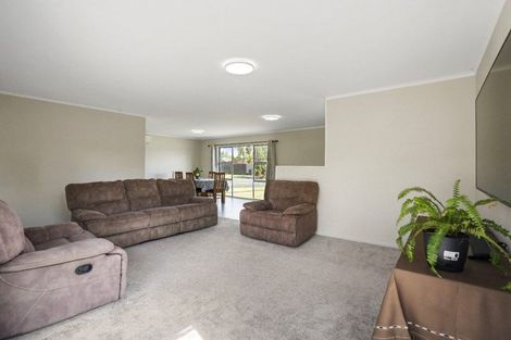 Photo of property in 7 Glengowan Place, Conifer Grove, Takanini, 2112