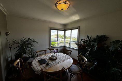 Photo of property in 79 Mangorei Road, Strandon, New Plymouth, 4312