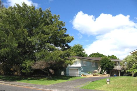 Photo of property in 3 Uppingham Crescent, Hillcrest, Auckland, 0627
