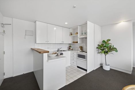 Photo of property in 9/15 Peterborough Street, Christchurch Central, Christchurch, 8013
